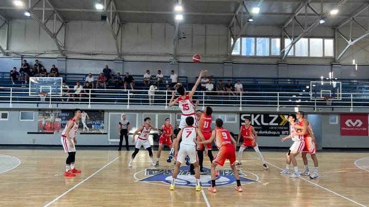 AA, amp, 每支球队 AA, amp, 每支球队